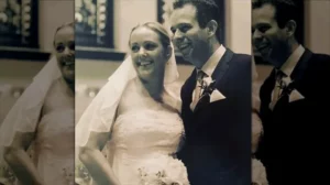 Julia Collin Davison Wedding Photo - WikiiTrends