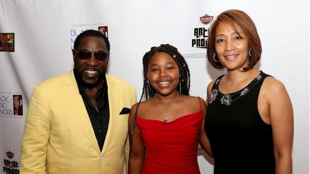 Raquel Capelton Photo with her family