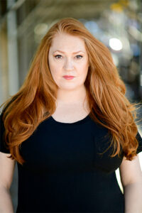 Katie ThompsonSinger Photo - Wikiirends
