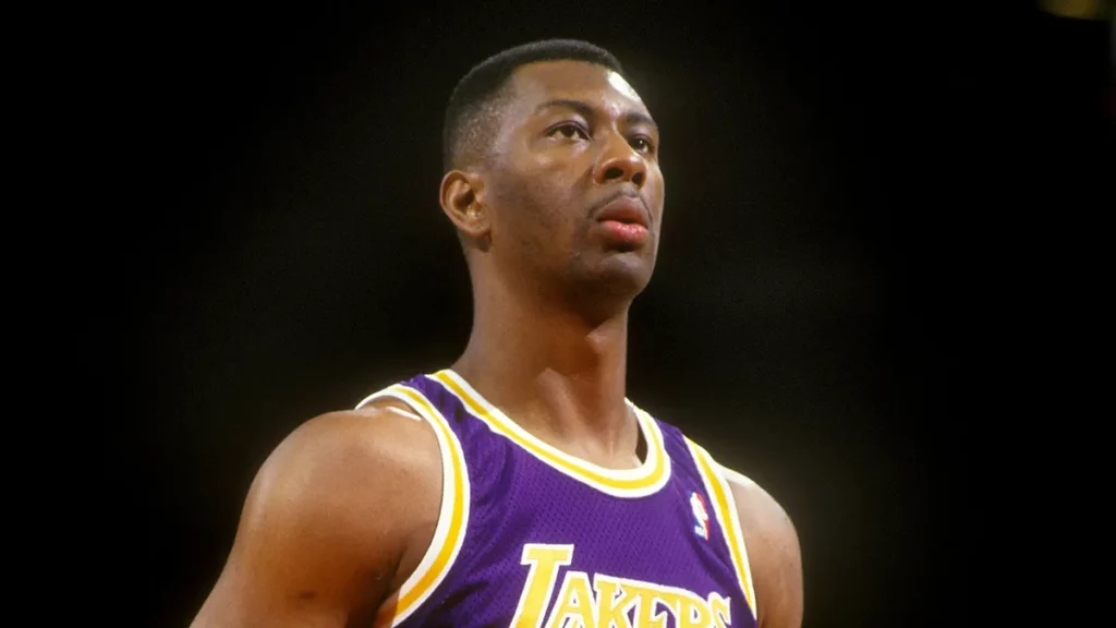 Elden Campbell Photo - WikiiTrends