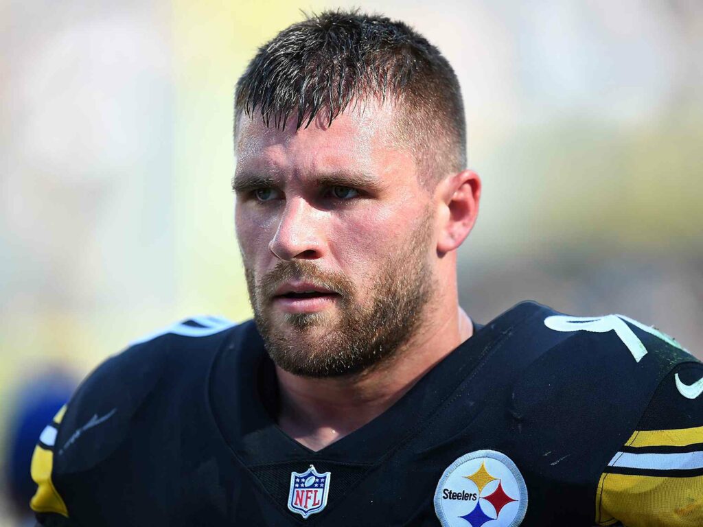 T.J. Watt Photo - WikiiTrends